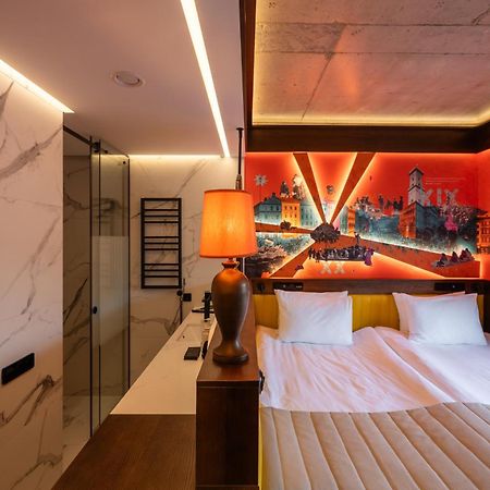 !Fest Hotel Rynok Square Lviv Exterior photo
