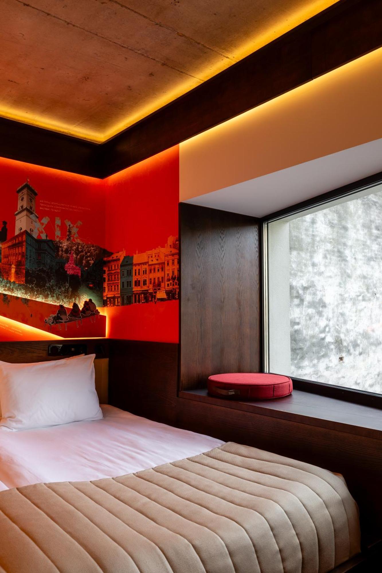 !Fest Hotel Rynok Square Lviv Exterior photo